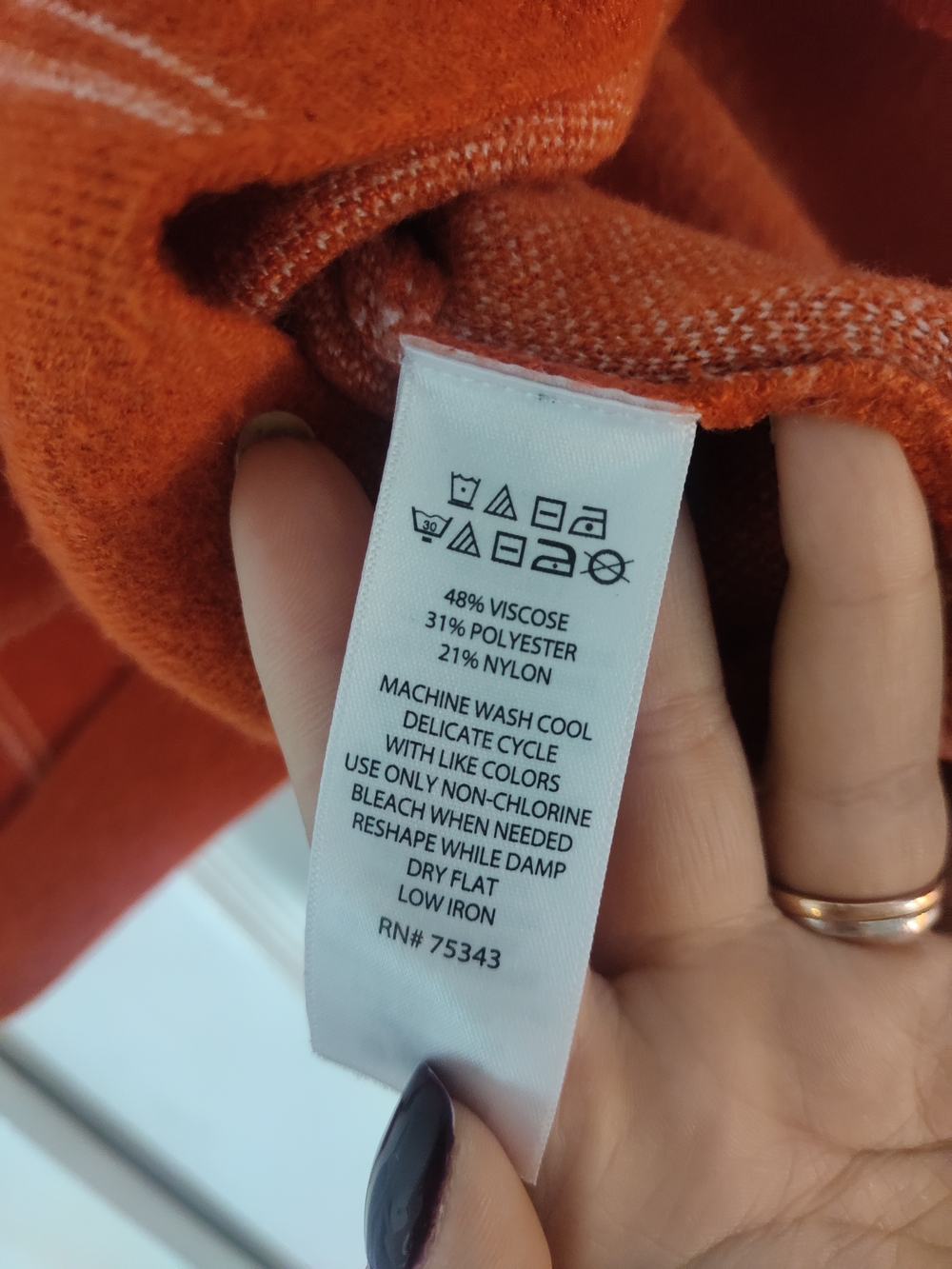 Tahari Rust Orange Windowpane Crewneck Sweater - Picture 4 of 4